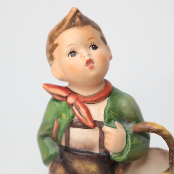 Vintage Hummel Village Boy Goebel W Germany Collectable Porcelain Figurine - Picture 4 of 9